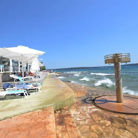 Lili Apartment Novigrad  Exterior photo